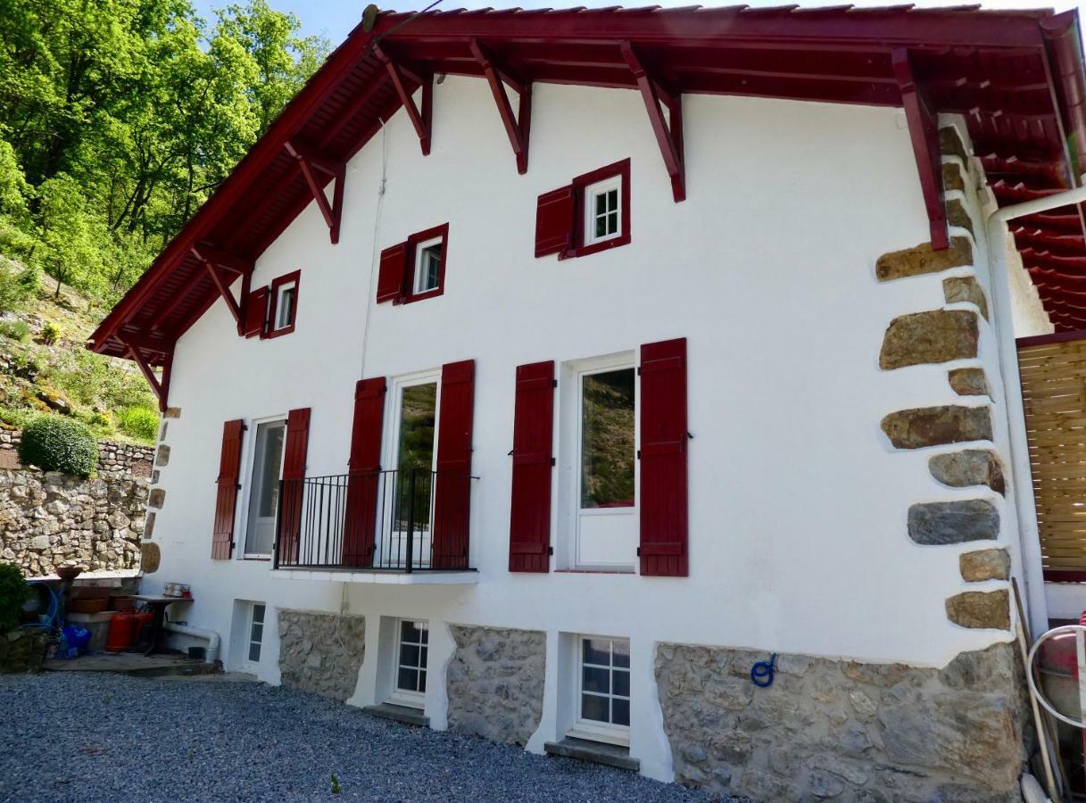 Chambres D'Hotes Agorerreka Saint-Etienne-de-Baigorry Esterno foto